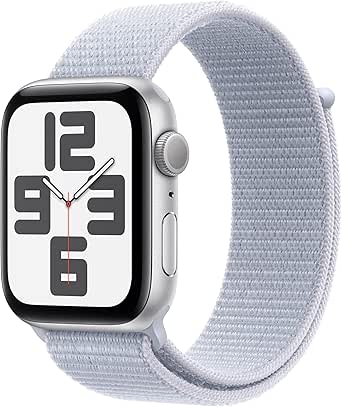 Apple Watch SE (2. nesil) GPS 44 mm Gümüş Rengi Kasa Akıllı Saat ve Bulut Mavisi Spor Loop – Standart. Fitness ve Uyku Takibi, Trafik Kazası Algılama, Kalp Atış Hızı Takibi, Retina Ekran, Karbon Nötr