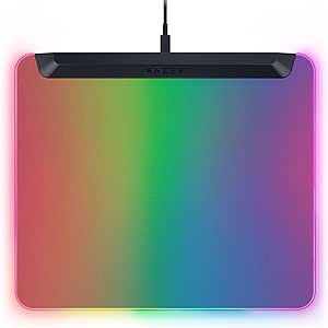 Razer Firefly V2 Pro – RGB arkadan aydınlatmalı oyun mouse matı – Entegre USB Bağlantı Noktası (15 Bölge LED Aydınlatma, Optimum İzleme için Mikro Kazınmış Dokulu Yüzey) Siyah
