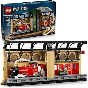 LEGO Harry Potter Kitaplık Dekoru: Hogwarts Ekspresi 76450-10 Yaş ve Üzeri Harry Potter Hayranı Çocuklar için Yaratıcı Sergilenebilir Oyuncak Yapım Seti, Doğum Günü Hediyesi (832 Parça)