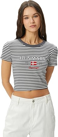Crop Tişört Ribanalı Slim Fit İşleme Detaylı Kısa Kollu Bisiklet Yaka